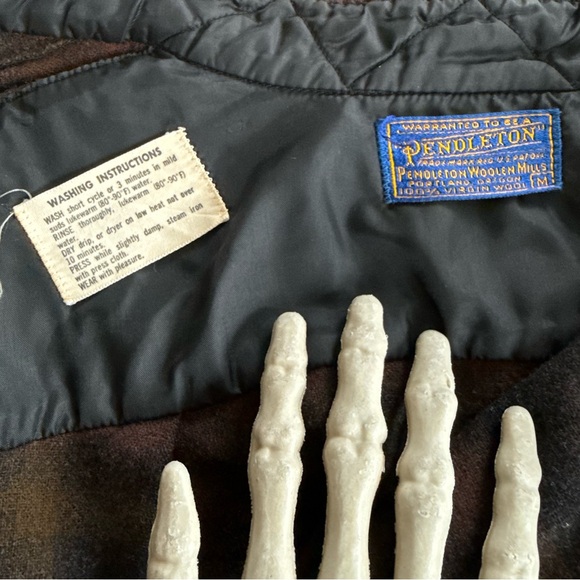 💀 SOLD 💀 Vintage 50s Pendleton Dark Plaid Loop Collar S/S Wool Lodge Shirt ~ M - Picture 8 of 8